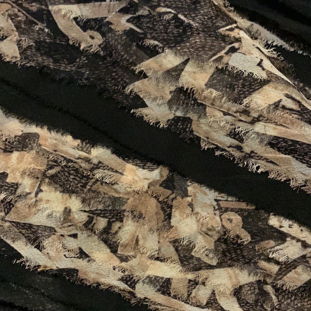 Diane Von Furstenberg rough edge tiered dress. Vintage Contemporary Classic - Picture 14 of 15